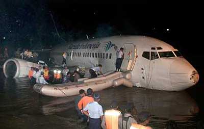 Garuda Indonesia Boeing 737-3Q8 plane crash - Klaten, Indonesia