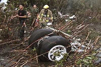 TANS Peru Boeing 737-200 plane crash - Pucallpa, Peru