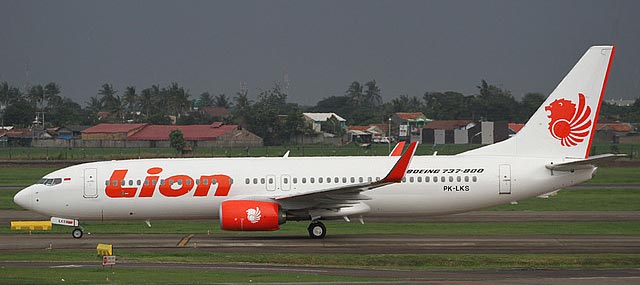 Aircraft similar to the one which crashed (Boeing 737-8GP)