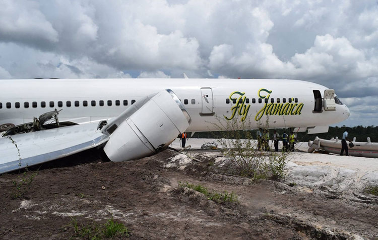 Accident d'un Boeing 757-23N de  Fly Jamaica Airways - Georgetown, Guyana