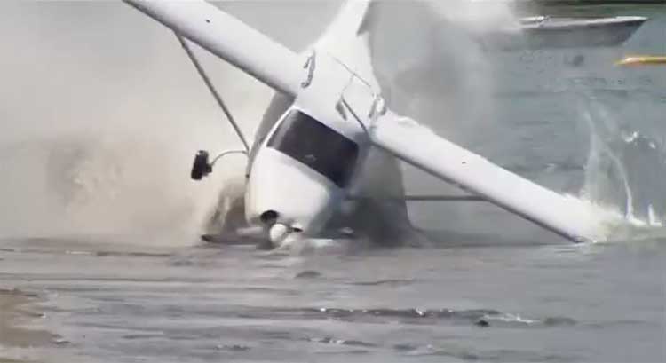 Crash during takeoff on a New Zealand beach