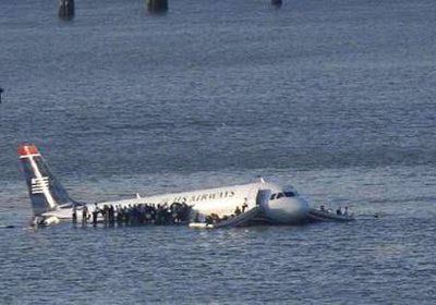 US Airways Airbus A320-214 plane crash - New York, USA US Airways Airbus A320-214 plane crash - New York, USA