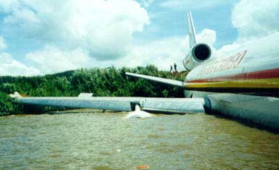 Photos du crash du DC-10-30 de DAS Air Cargo