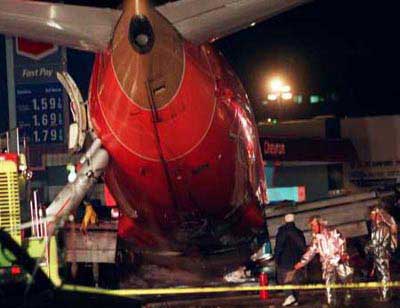 Photos du crash du Boeing 737 de Southwest Airlines