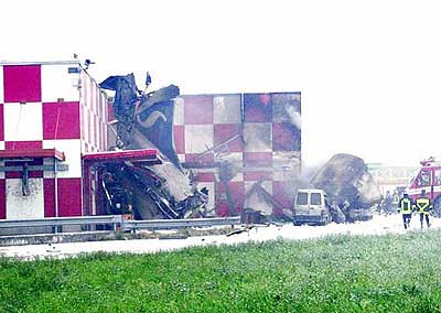 Photos of the Scandinavian Airlines (SAS) MD-87 crash