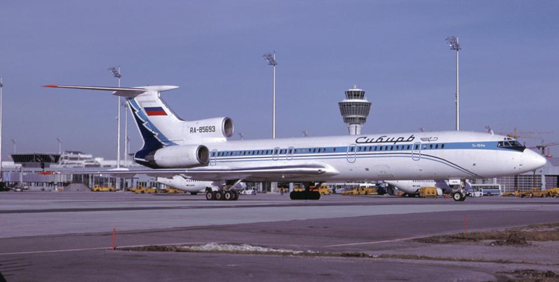 Aircraft similar to the one which crashed (Tupolev TU-154M)