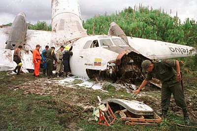 Photos du crash de l'Antonov 32A de SELVA colombia
