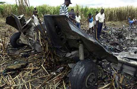 Photos du crash du Let 410 de Tropical Airways