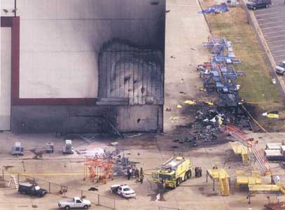 Photos du crash du Beechcraft 1900D d'Air Midwest Airlines
