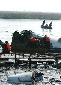 Photos du crash du Canadair CRJ-200LR de China Yunnan Airlines