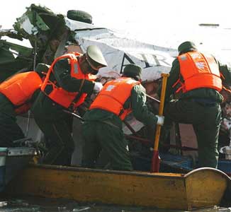 Photos du crash du Canadair CRJ-200LR de China Yunnan Airlines