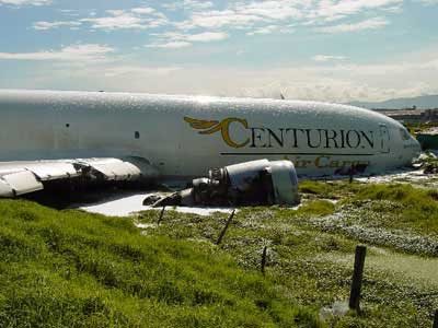 Photos du crash du DC-10-30F de Centurion Air Cargo