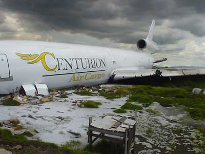 Photos du crash du DC-10-30F de Centurion Air Cargo