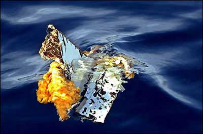 Photos of the Flash Airlines Boeing 737 crash
