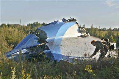 Photos du crash du Tupolev 134A de Volga-Aviaexpress