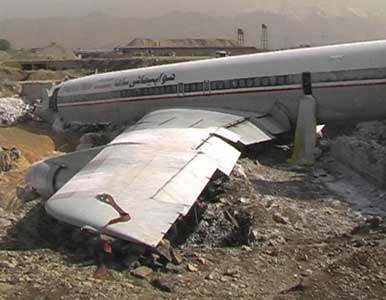 Saha Airlines Boeing 707-3J9C plane crash - Tehran, Iran