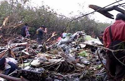 Photos du crash du Boeing 737 de TANS Peru