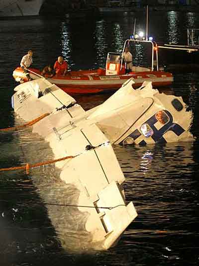 Photos du crash de l'ATR 72 de Tuninter
