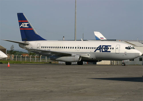 Aircraft similar to the one which crashed (Boeing 737-2B7)