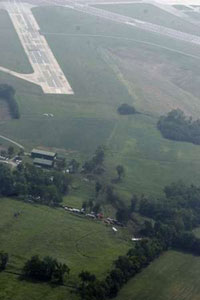 Photos du crash du Canadair CRJ-100 de Comair (Delta Airlines)