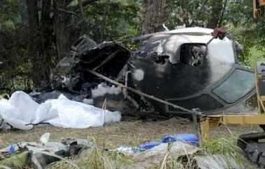 Photos du crash du Canadair CRJ-100 de Comair (Delta Airlines)