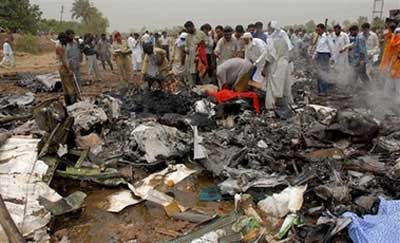 Photos of the PIA Fokker F-27 crash