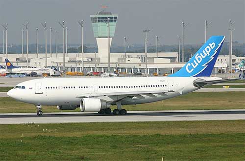 Aircraft similar to the one which crashed (Airbus A310-300)