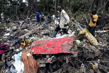 Photos du crash du Boeing 737 de Kenya Airways