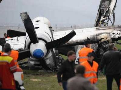 Photos du crash de l'Antonov 32 de Kata Air Transport