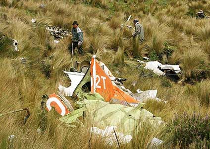 Photos of the Conviasa Boeing 737 crash