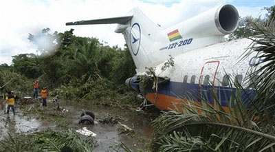 Photos du crash du Boeing 727 de Lloyd Aéreo Boliviano - LAB
