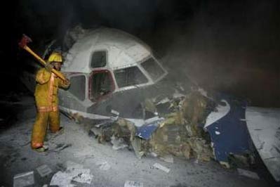 Photos of the USA Jet Airlines DC-9-15F crash