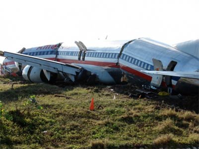 Photos of the American Airlines Boeing 737 crash