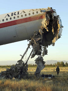 Photos du crash de l'Ilyushin IL-62M d'Aria Air