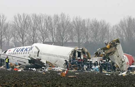 Accident d'un Boeing 737-8F2 de  Türk Hava Yollari - Amsterdam, Pays-Bas