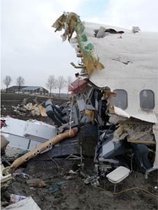 Photos of the Türk Hava Yollari Boeing 737 crash