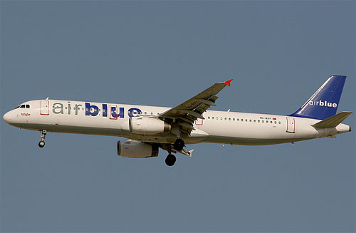 Aircraft similar to the one which crashed (Airbus A321-231)