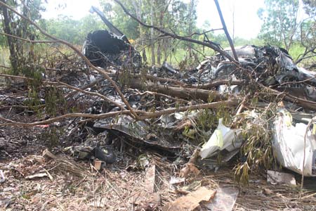 Photos du crash de l'Embraer 120ER d'Airnorth