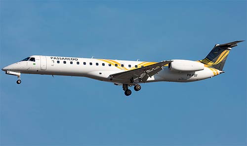 Aircraft similar to the one which crashed (Embraer 145LU)