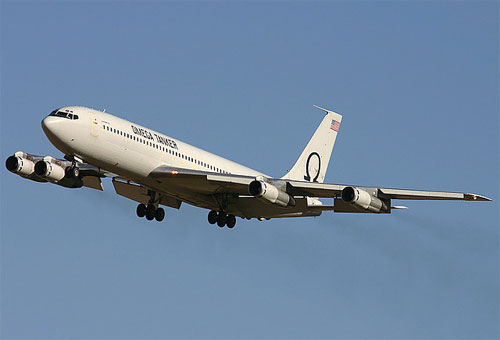 Aircraft similar to the one which crashed (Boeing 707-321B)
