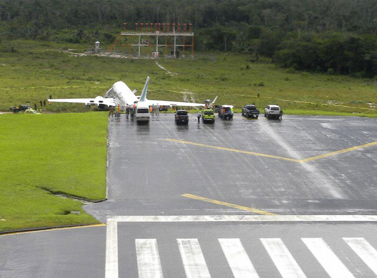 Accident of a Boeing 737 operated by Caribbean Airlines