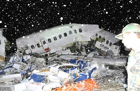 Photos du crash du Boeing 727 d'Iran Air