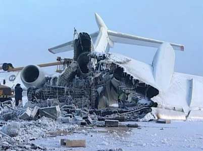 Photos du crash du Tupolev 154B de Kogalymavia