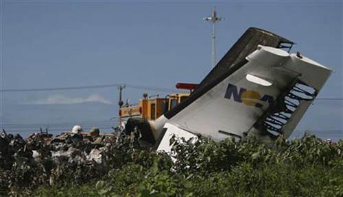 Photos of the NOAR Linhas Aéreas Let L-410 crash