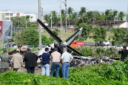 Photos of the NOAR Linhas Aéreas Let L-410 crash