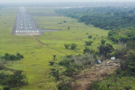 Photos du crash du Boeing 727 d'Hewa Bora Airways