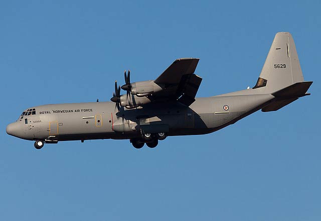 Aircraft similar to the one which crashed (Hercules C-130J)
