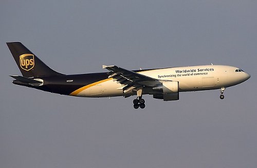 Aircraft similar to the one which crashed (Airbus A300F4-622R)