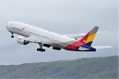 Boeing 777-28EER Aircraft similar to the one which crashed (Boeing 777-28EER)