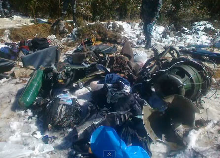 Photos du crash du DHC-6 Twin Otter 300 de Nepal Airlines